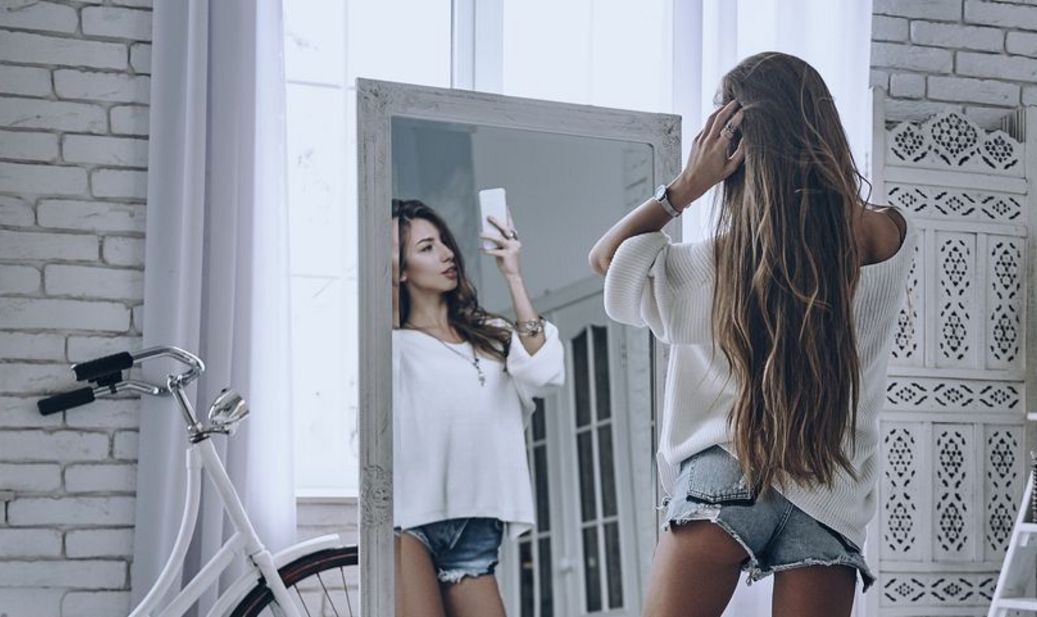 Selfie-Hack: Perfekte Spiegel-Fotos machen.