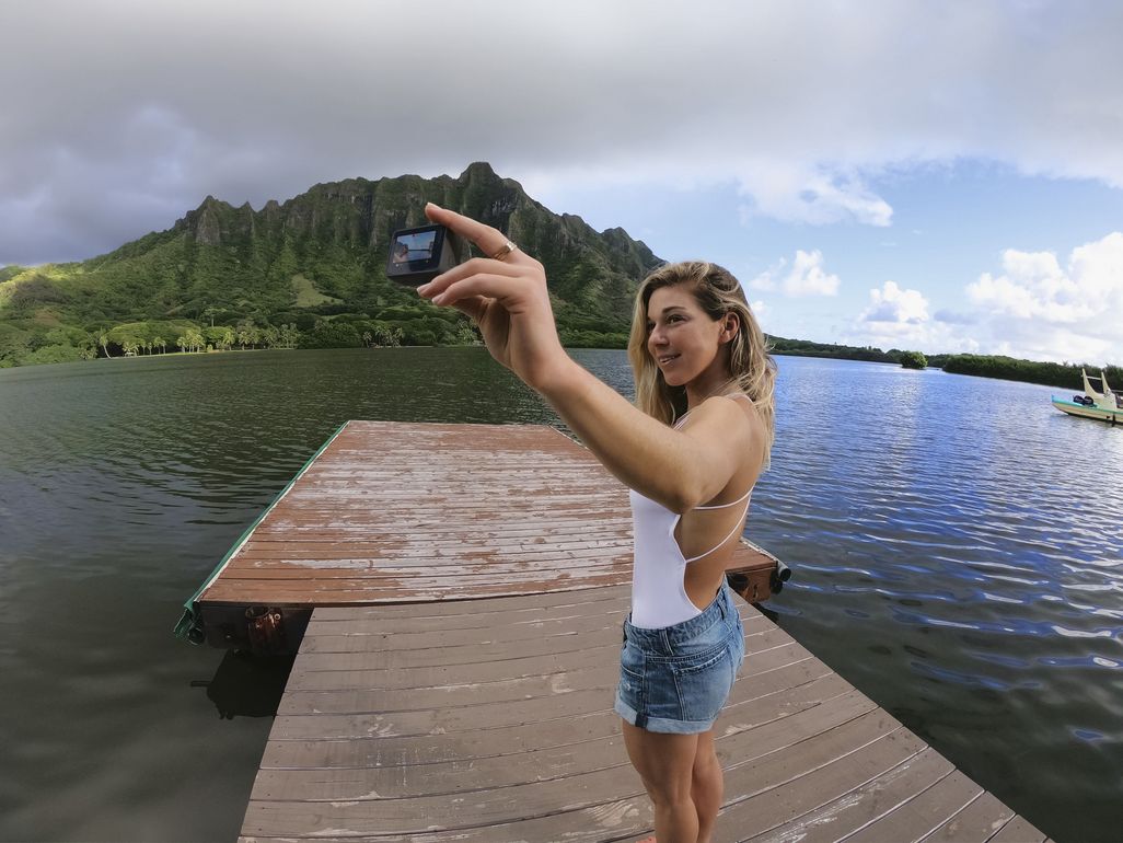 Fotos und Videos lassen sich blitzschnell die GoPro-Smartphone-App für iOS oder Android laden. 