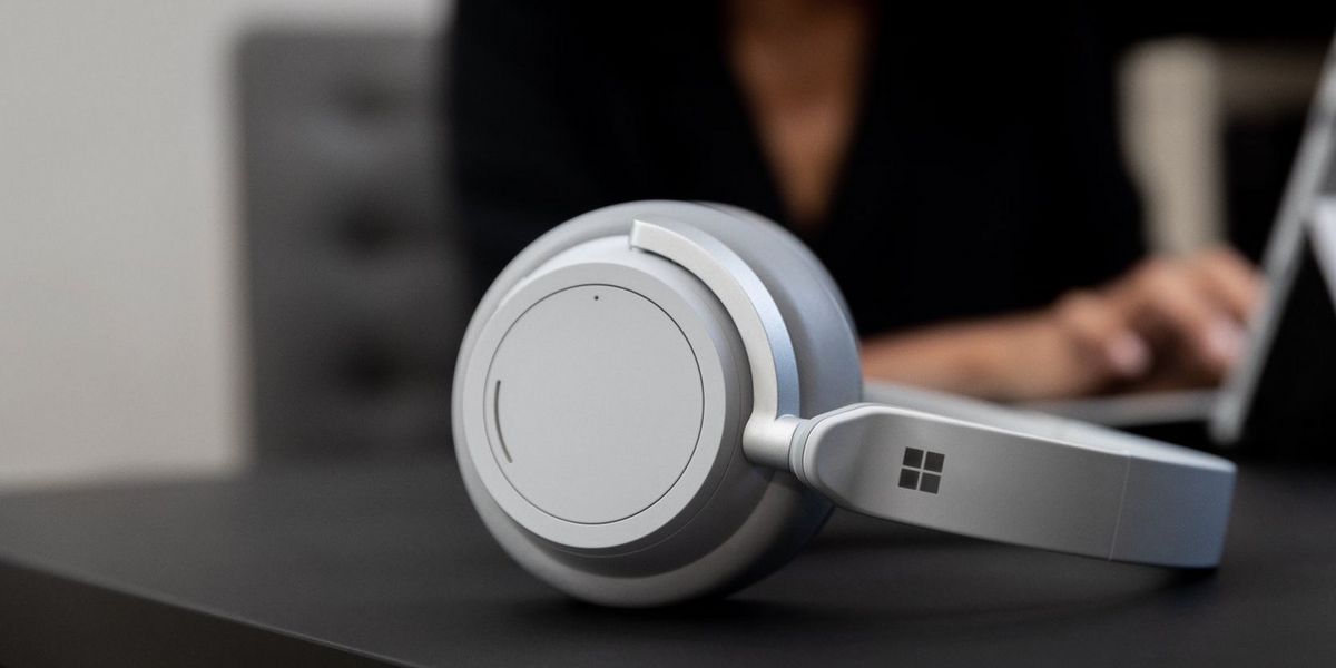 Microsoft bringt die „Surface Headphones“ mit Geräuschunterdrückung.
