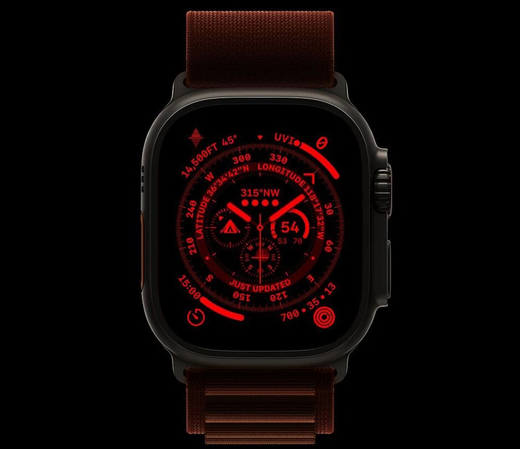 Die Apple Watch Ultra im roten Nachtmodus