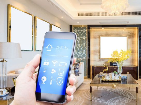 Es gibt mehrere Arten, Geräte des Smart Home miteinander zu verbinden.