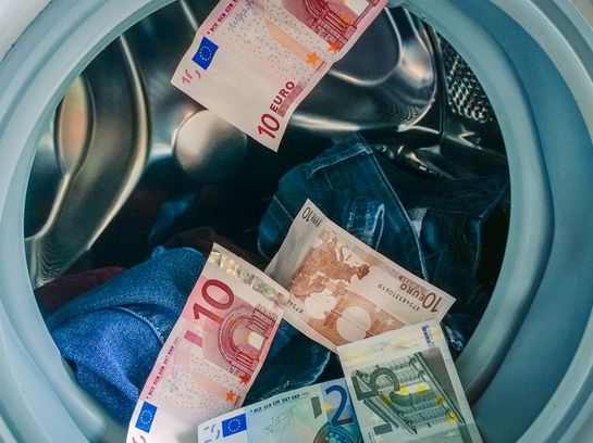 Die Bezahlung einer Waschmaschine kann bei MediaMarkt auf Raten erfolgen.