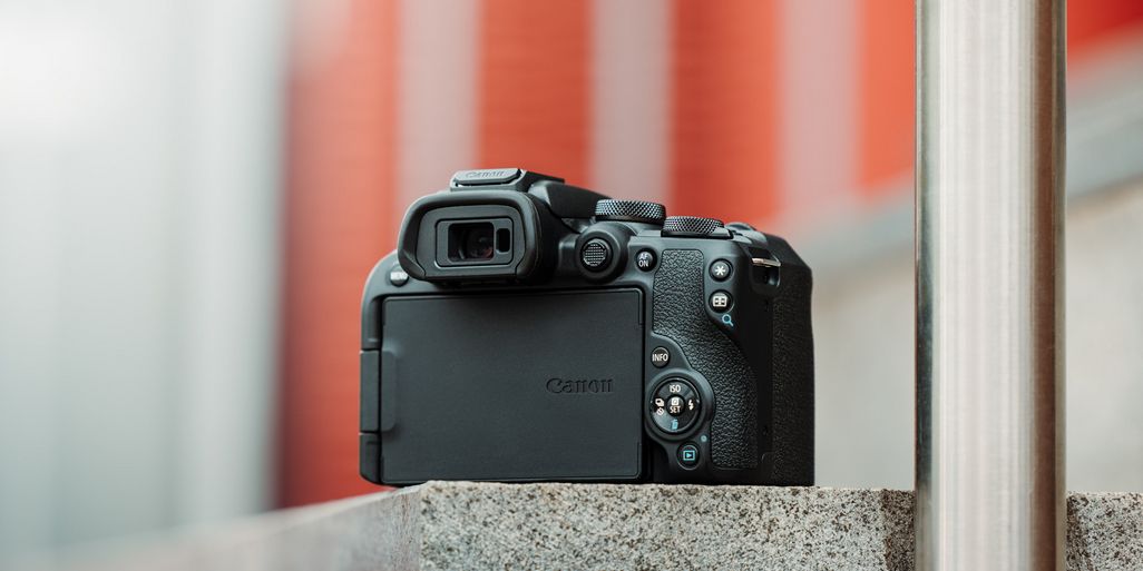 Die Canon EOS R10 ist sehr einfach zu bedienen