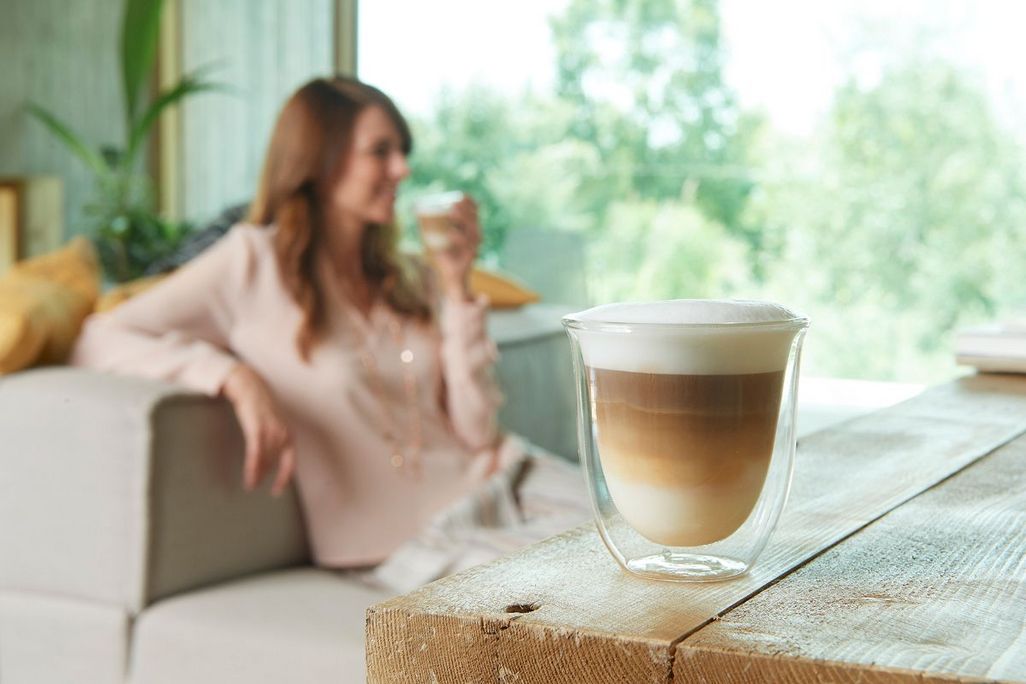 Der Kaffeereport 2018 hat gezeigt, dass Kaffeegenießer von morgens bis nachmittags zu ihrem Lieblingsgetränk greifen.