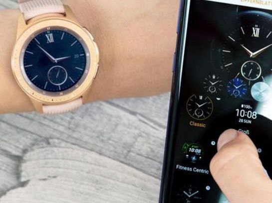 So stellen Sie das Ziffernblatt bei der Samsung „Galaxy Watch“ ein. 