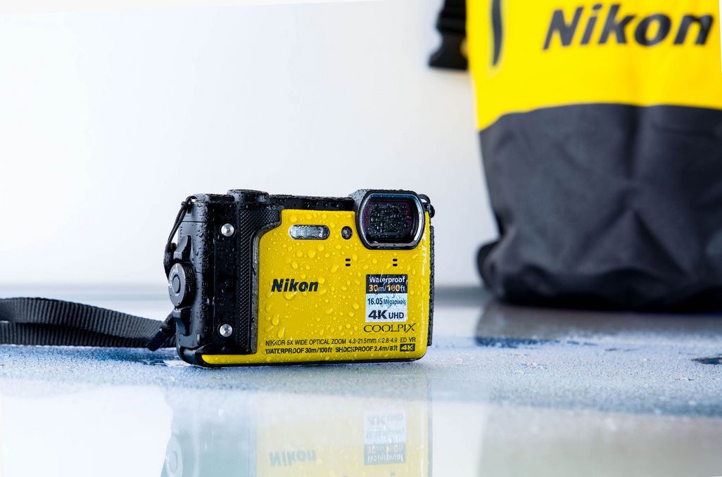 COOLPIX W300: Die neue, kompakte Outdoor-Kamera von Nikon.