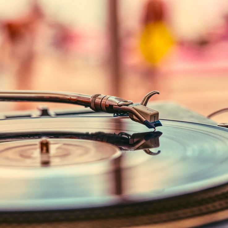 Die wichtigsten Grundlagen für den Einstieg ins Thema Vinyl. 