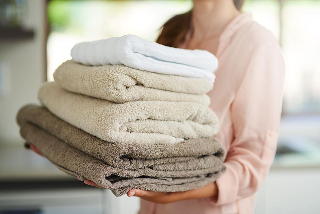 Handtücher vertragen hohe Temperaturen im Trockner.