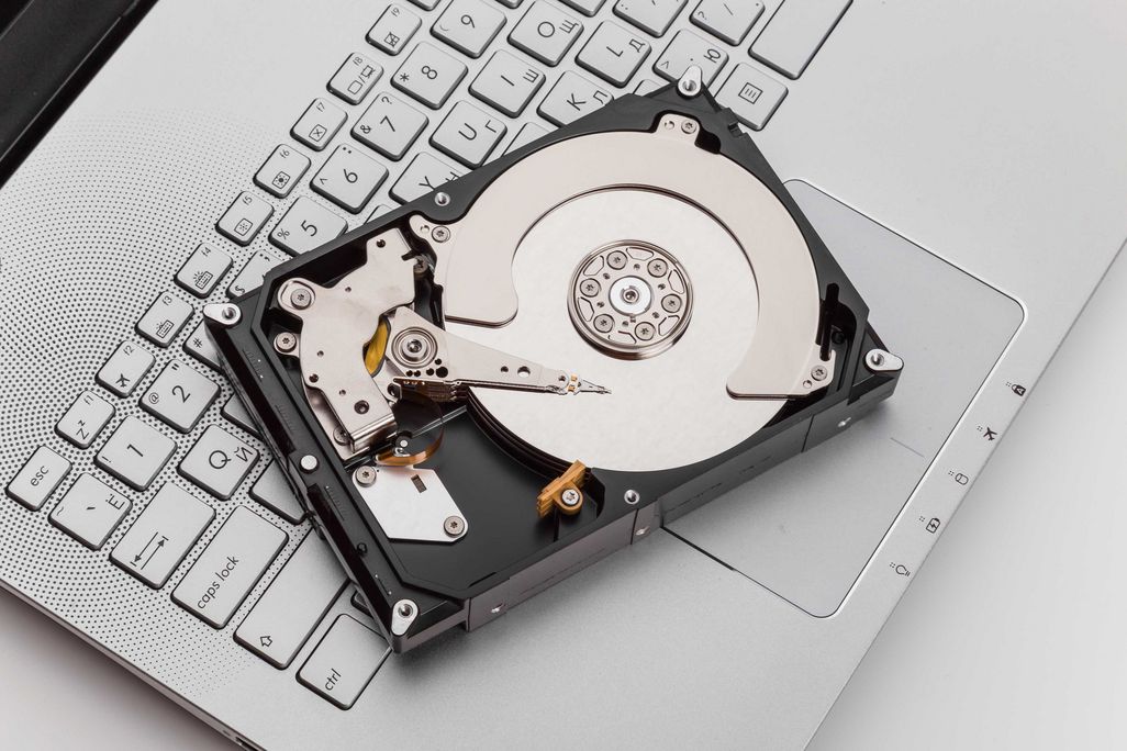 Korrumpierte Daten sind ein Warnsignal für eine beschädigte Festplatte.