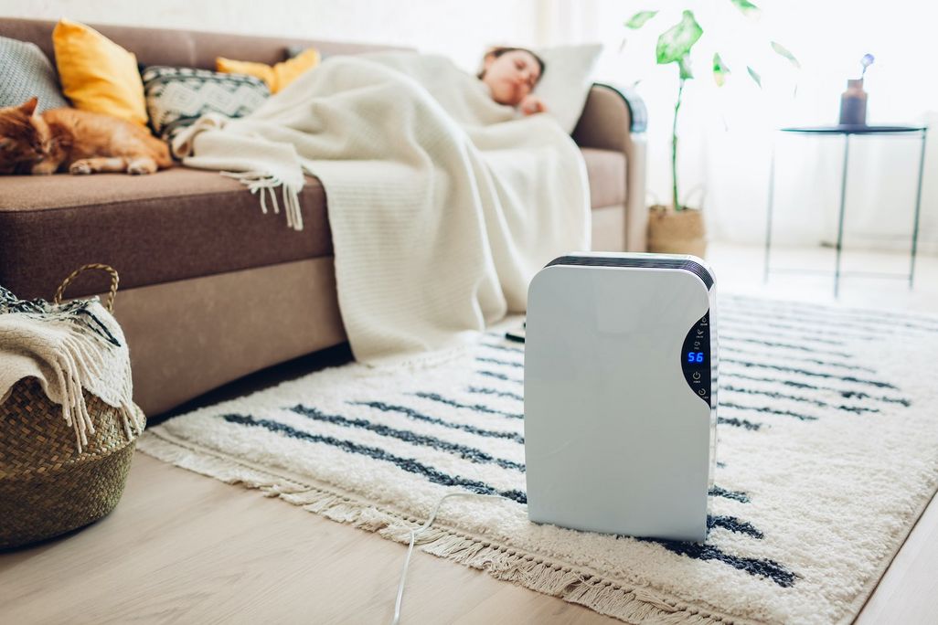 Luftbefeuchter im Schlafzimmer: Hier sind 5 gute und darüber hinaus überzeugende Gründe für das Gerät.