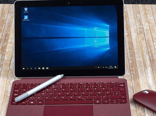 Das Microsoft „Surface Go“ ist ein praktisches Gerät für unterwegs.