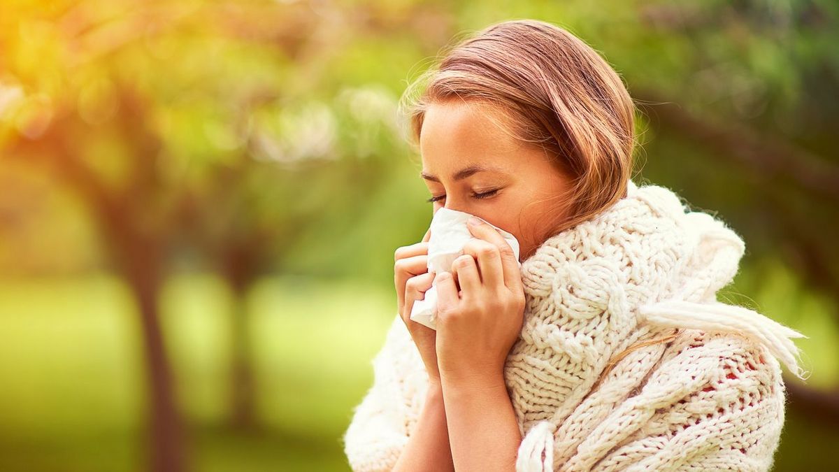 Wellness zuhause hilft in der Pollensaison, um Allergiesymptome zu mildern.