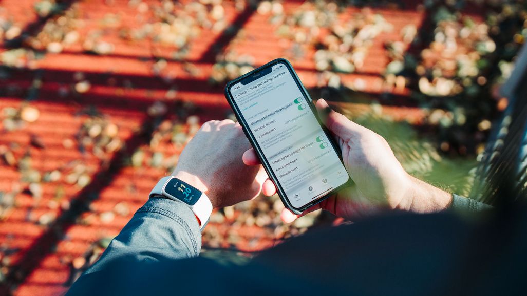 Die Herzfrequenz-Schwellenwerte manuell in der Fitbit-App einstellen