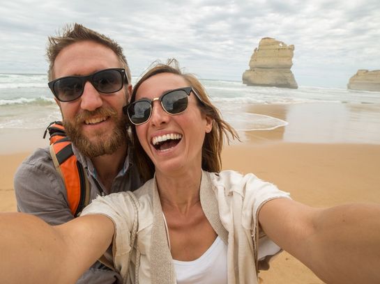 Selfies mit der Sofortbildkamera: Die Fujifilm „instax mini 9“ macht es möglich.