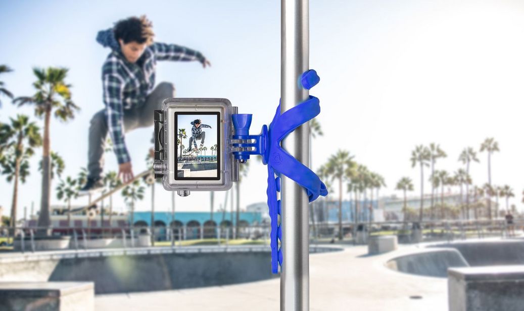 „Squiddy“: Die patentierte Smartphone-Halterung bringt neue Perspektiven in die Fotografie.