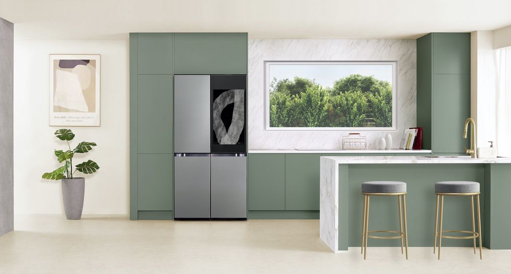 Der neue Bespoke Flex-Kühlschrank von Samsung verfügt darüber hinaus auch über KI.