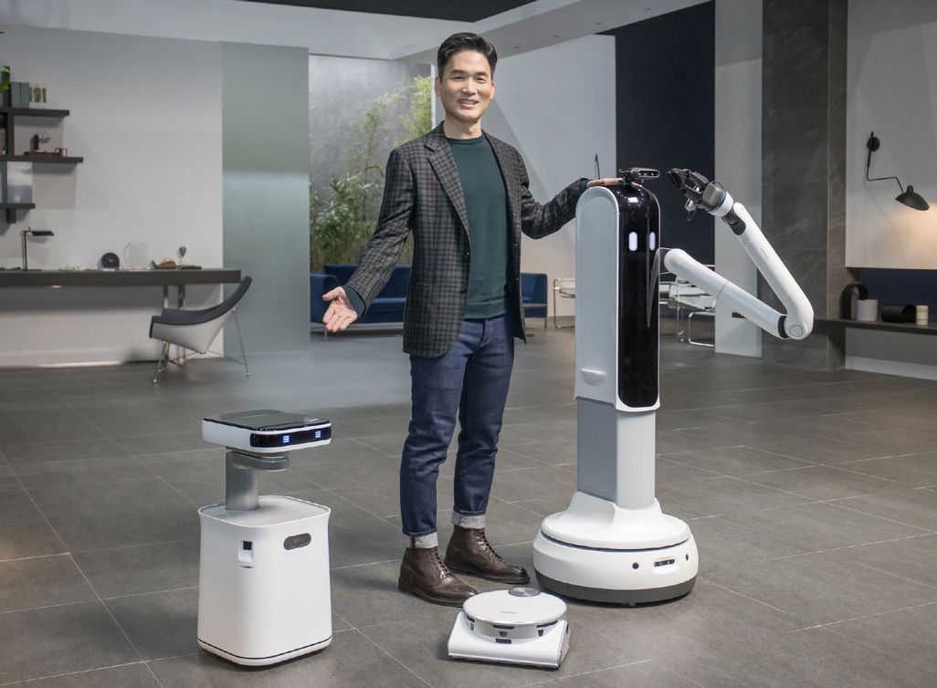 AI (künstliche Intelligenz) und Roboter werden laut Samsung verstärkt im Alltag Einzug halten.