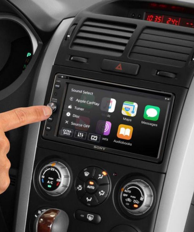 Der Auto-Receiver „XAV-AX205DB“ von Sony besitzt Apple CarPlay, Android Auto und DSO-Sound-Technologie.